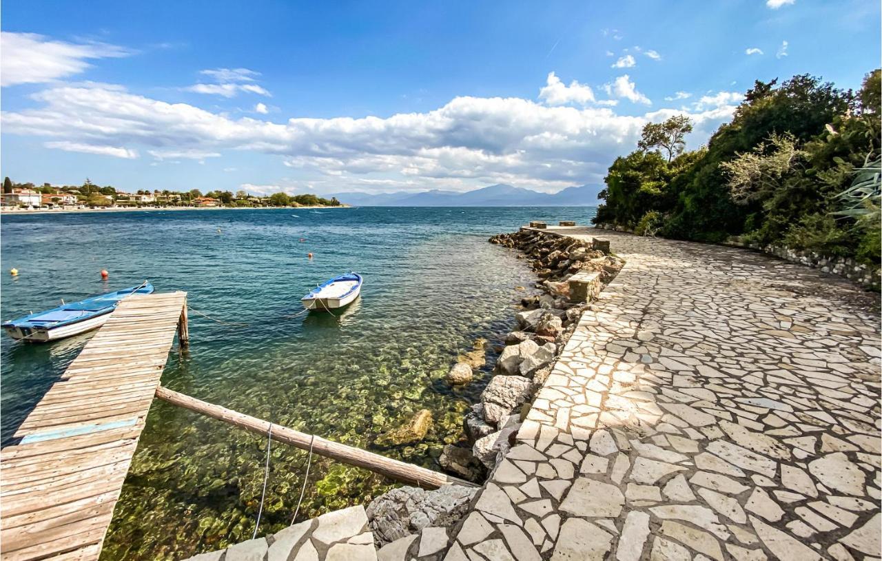 Lovely Apartment In Nafpaktos Zimmer foto